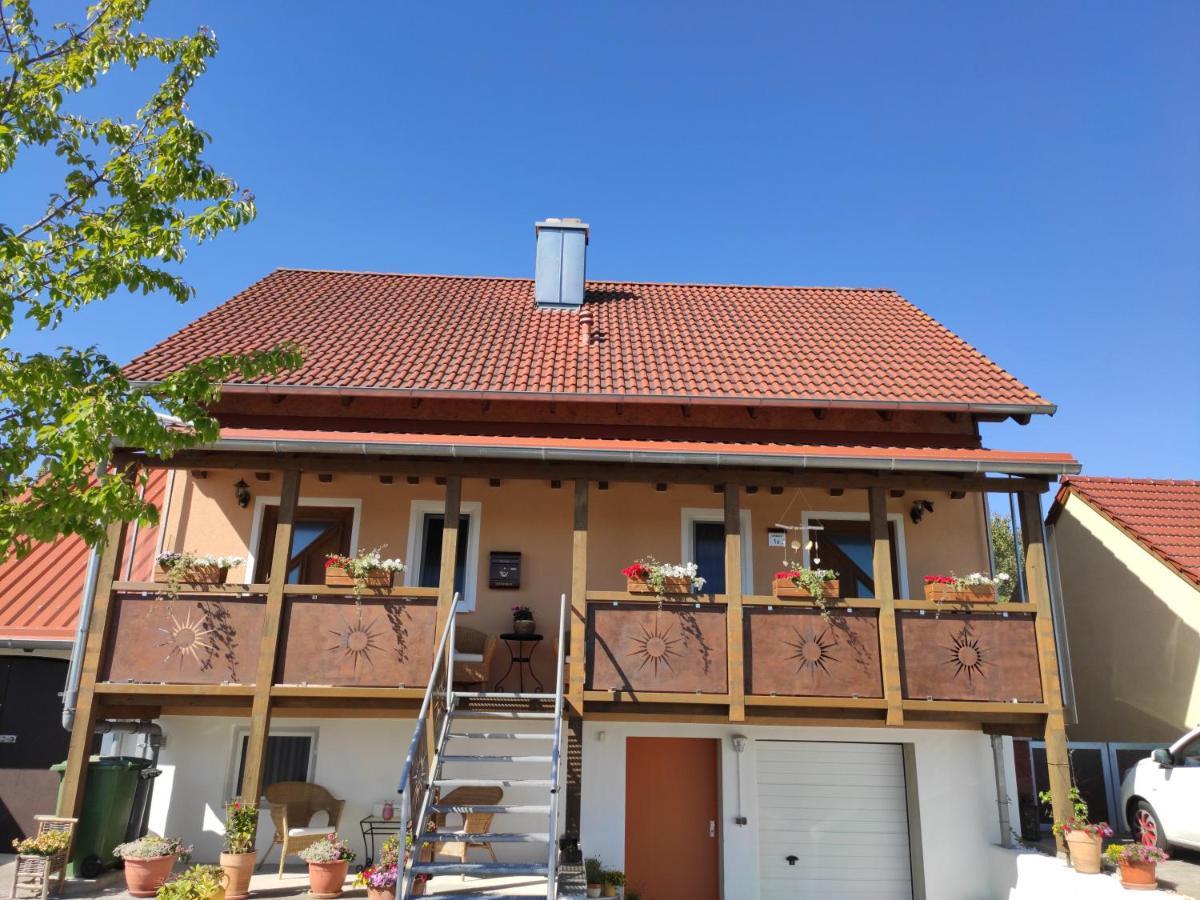 Appartment Im Seeblick Bodenwohr Exterior foto