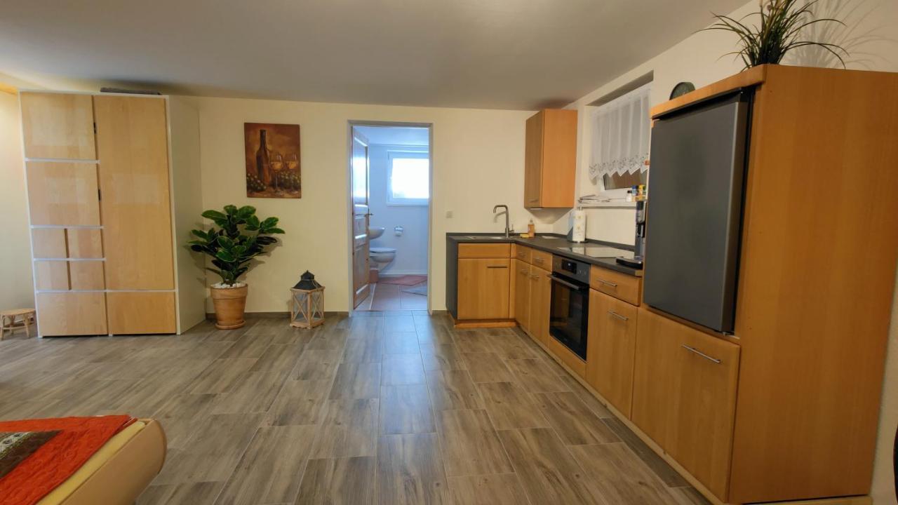 Appartment Im Seeblick Bodenwohr Exterior foto
